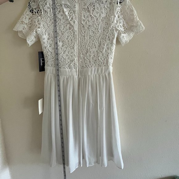NWT Lulu's Angel in Disguise White Lace Skater Dress - Picture 7 of 7